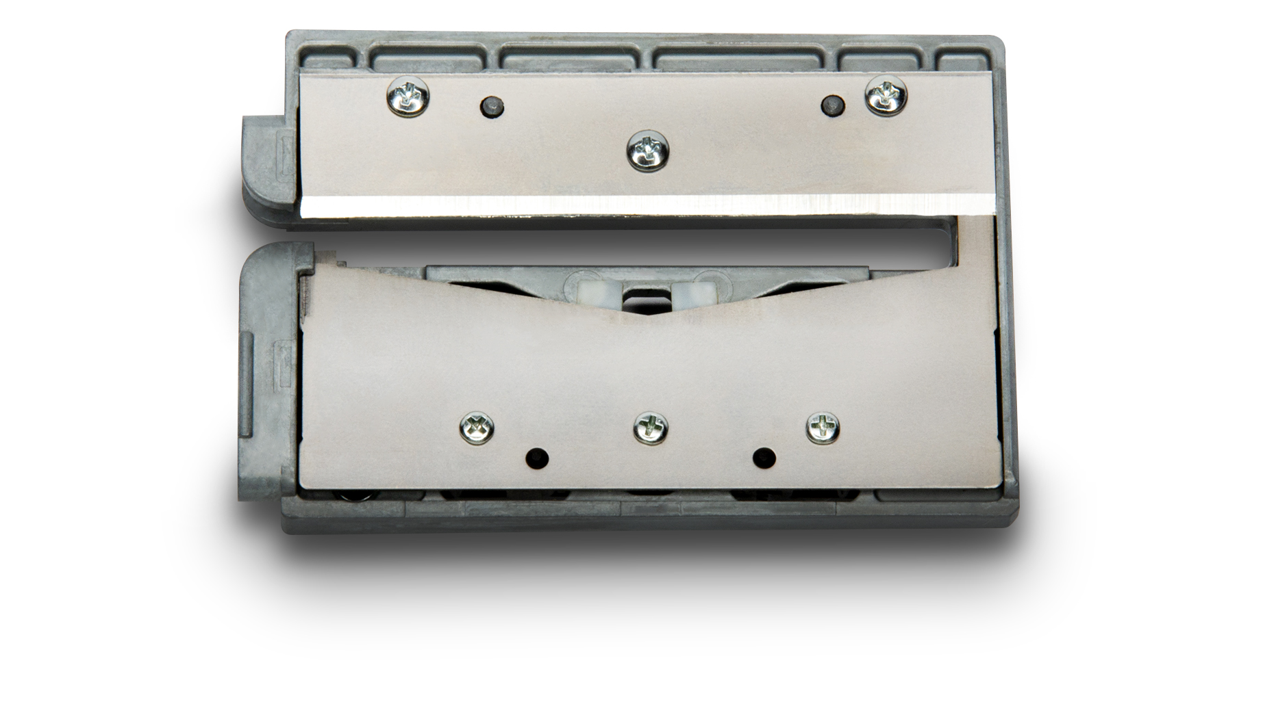 How to clean my XTL label maker?